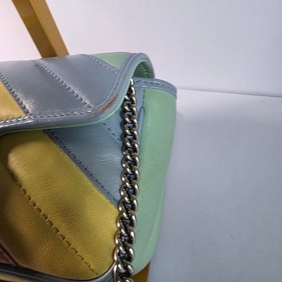 Gucci Marmont Mini GG with Silver Chain - Picture 5 of 7